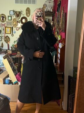Vintage Berghaus tailored wool coat with fur collar and belt